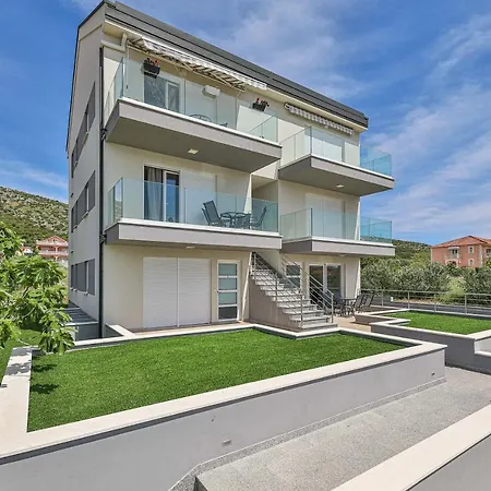 Sea View Apartment